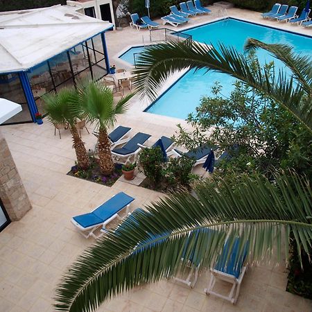 Hilltop Gardens Hotel Apartments Paphos Exterior foto