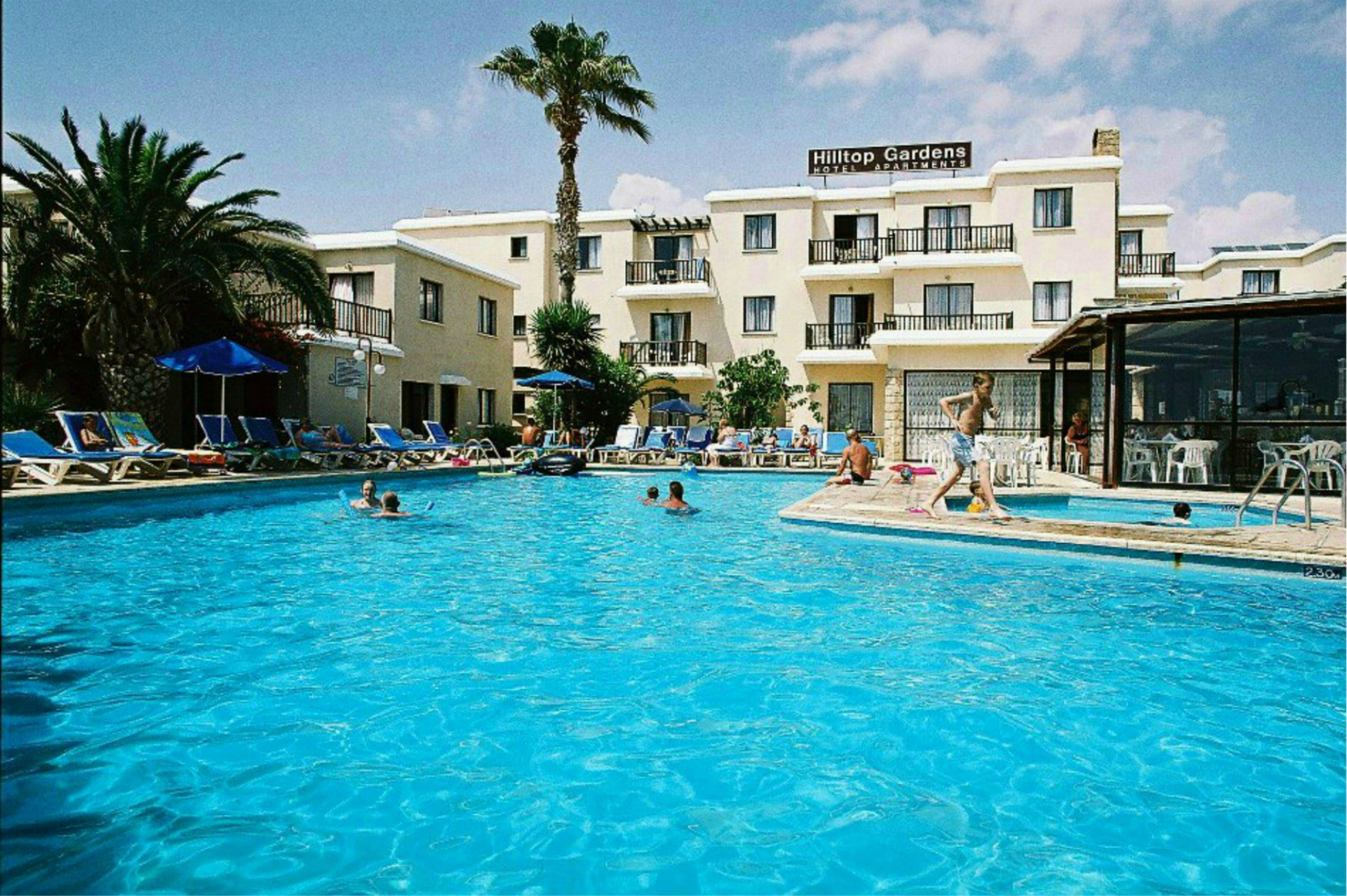 Hilltop Gardens Hotel Apartments Paphos Exterior foto