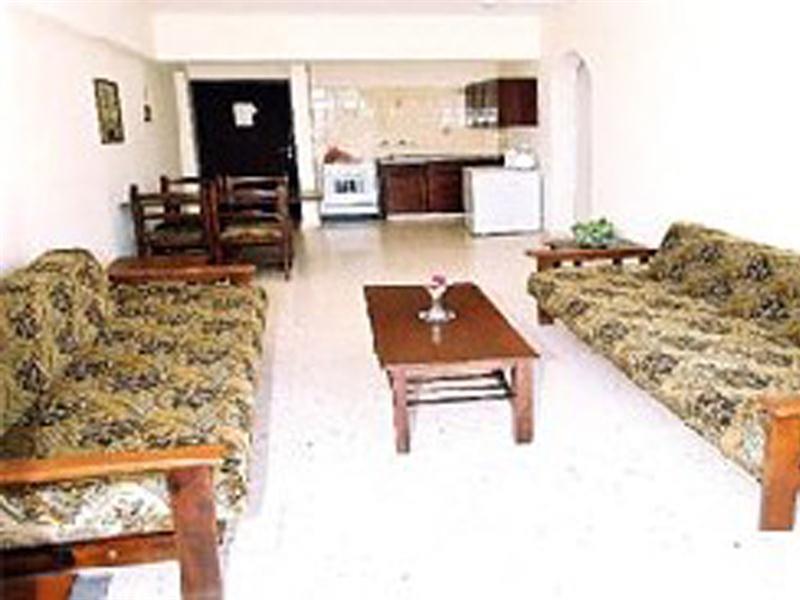 Hilltop Gardens Hotel Apartments Paphos Exterior foto