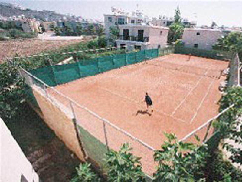 Hilltop Gardens Hotel Apartments Paphos Exterior foto